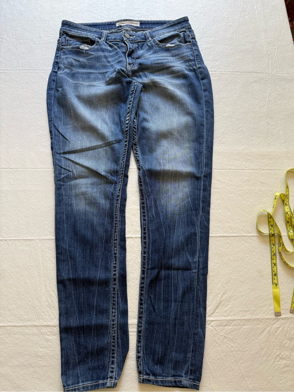 BKE Payton Mid-Rise Skinny Jeans Size 30 x 31.5 Universal Fit Medium Wash